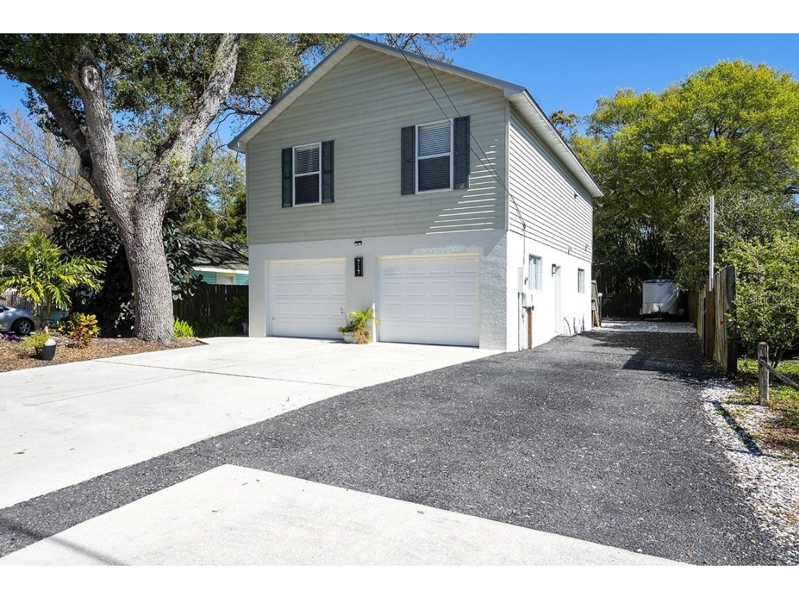 717 37th Street W Bradenton FL 34205 A4560787 image1