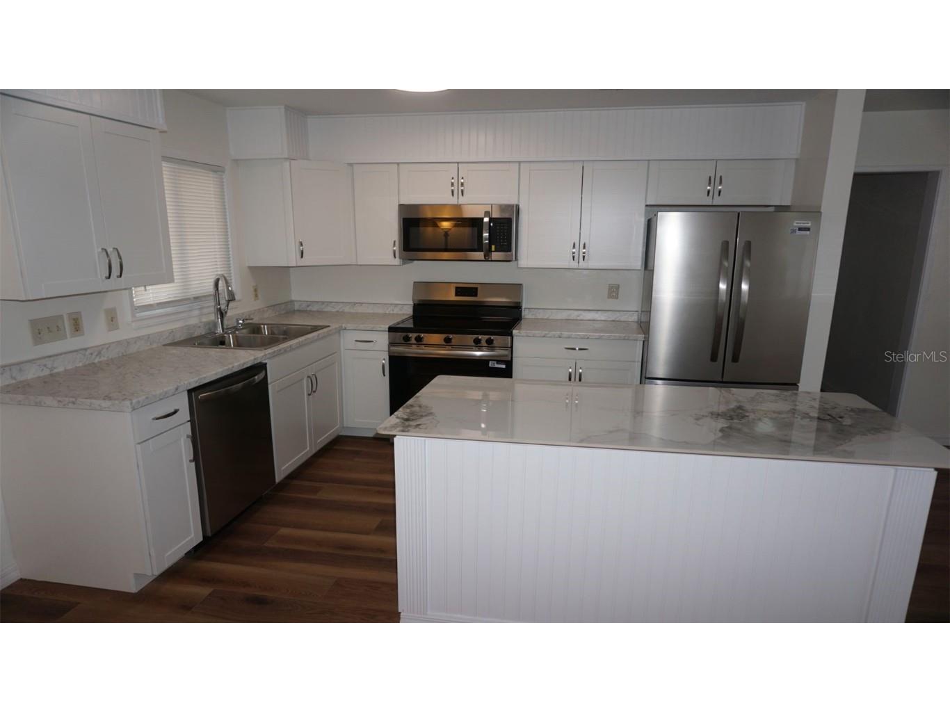 717 75th Street N Saint Petersburg FL 33710 TB8404492 image3