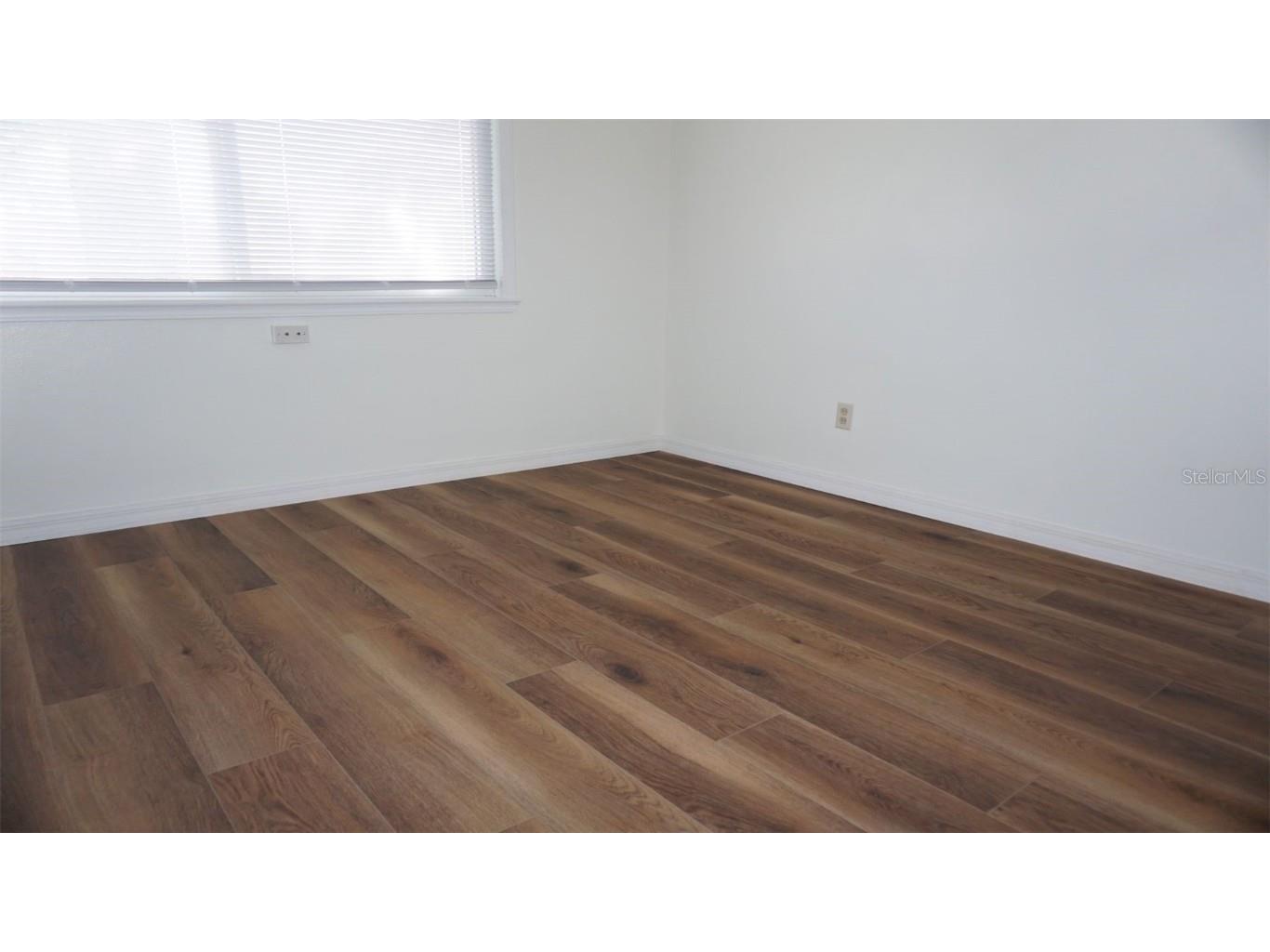 717 75th Street N Saint Petersburg FL 33710 TB8404492 image5