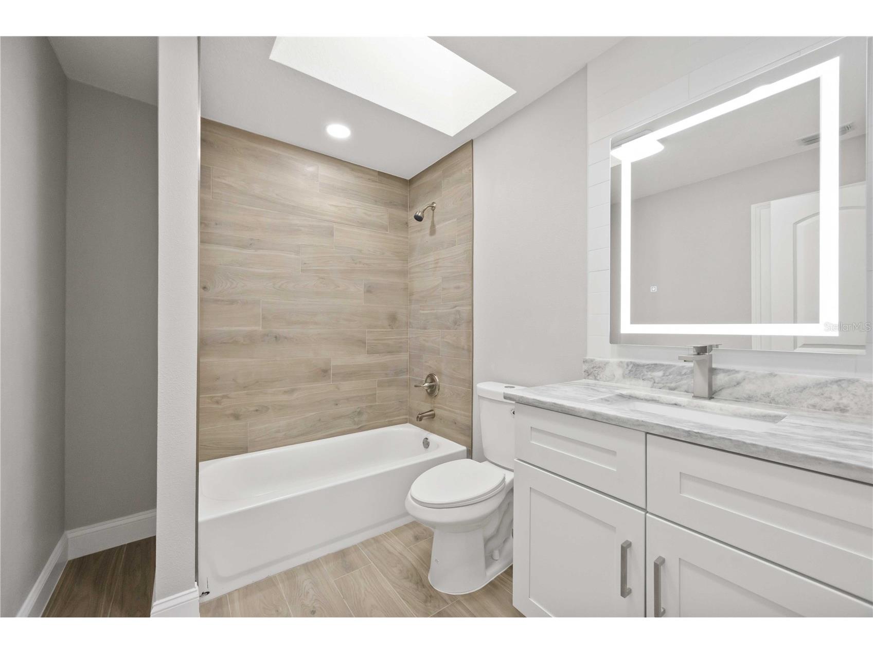 717 Carnoustie Terrace #9 Venice FL 34293 D6145559 image25