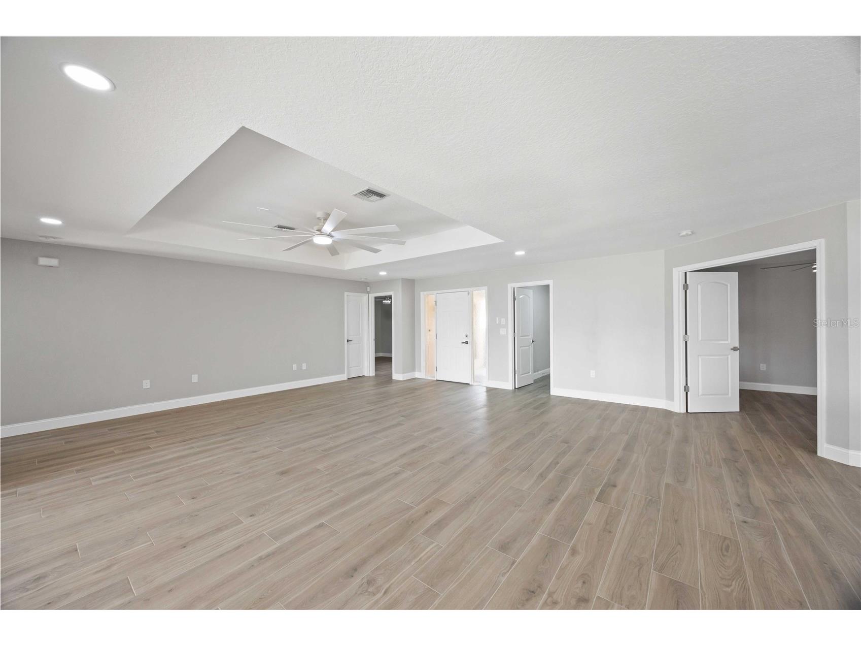 717 Carnoustie Terrace #9 Venice FL 34293 D6145559 image9
