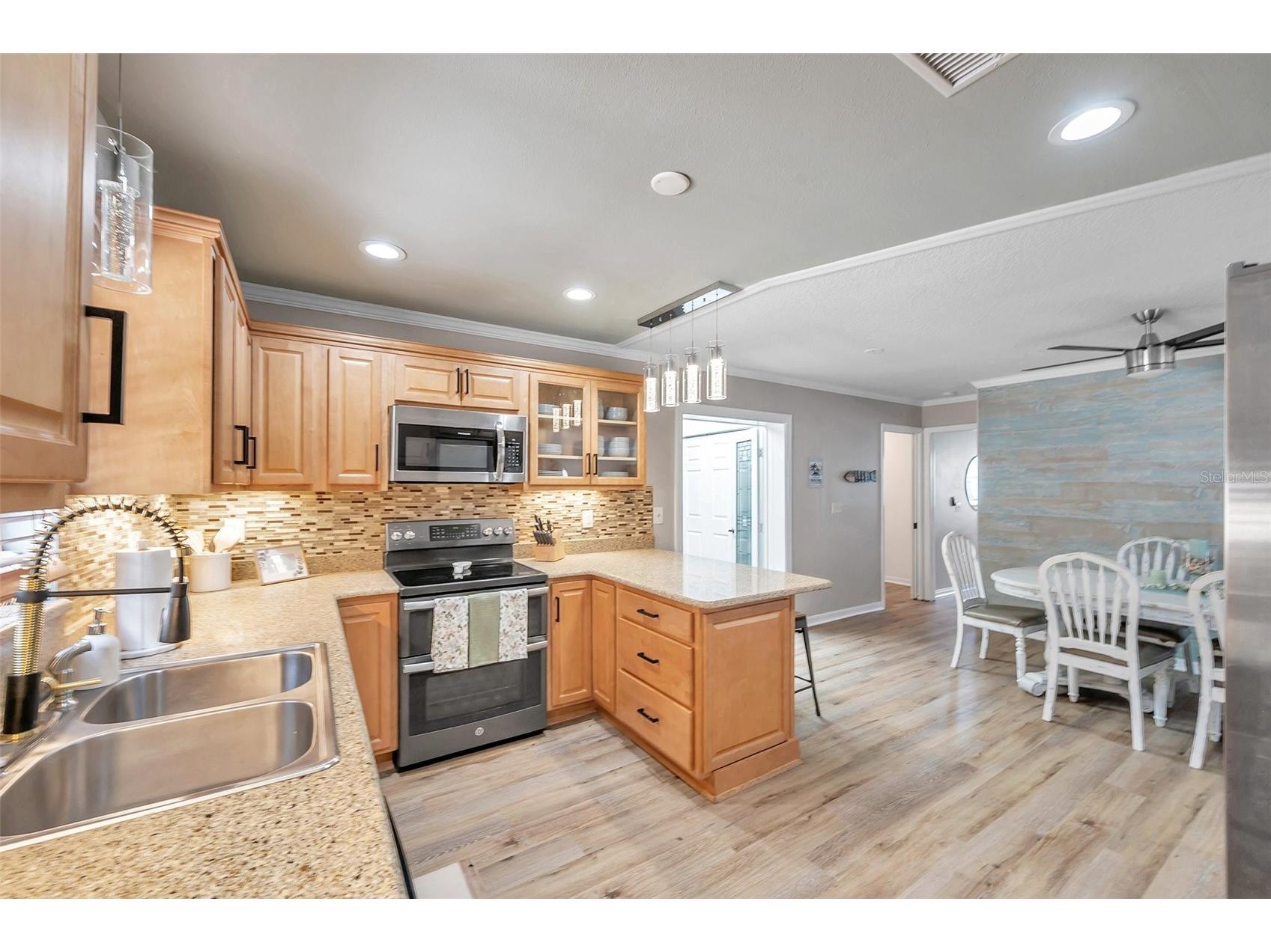717 Carolina Avenue Tarpon Springs FL 34689 TB8503708 image23
