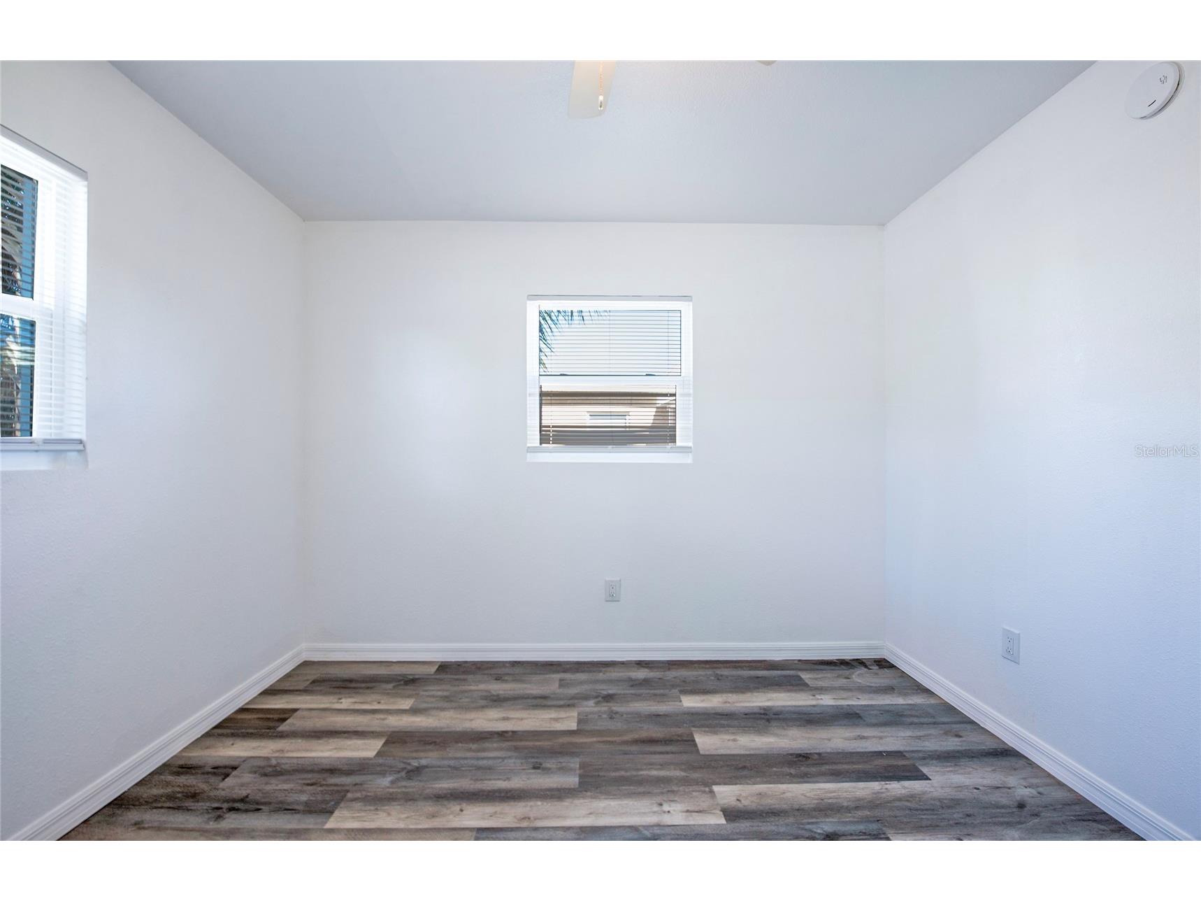 717 E Gulf Boulevard Indian Rocks Beach FL 33785 TB8459701 image4