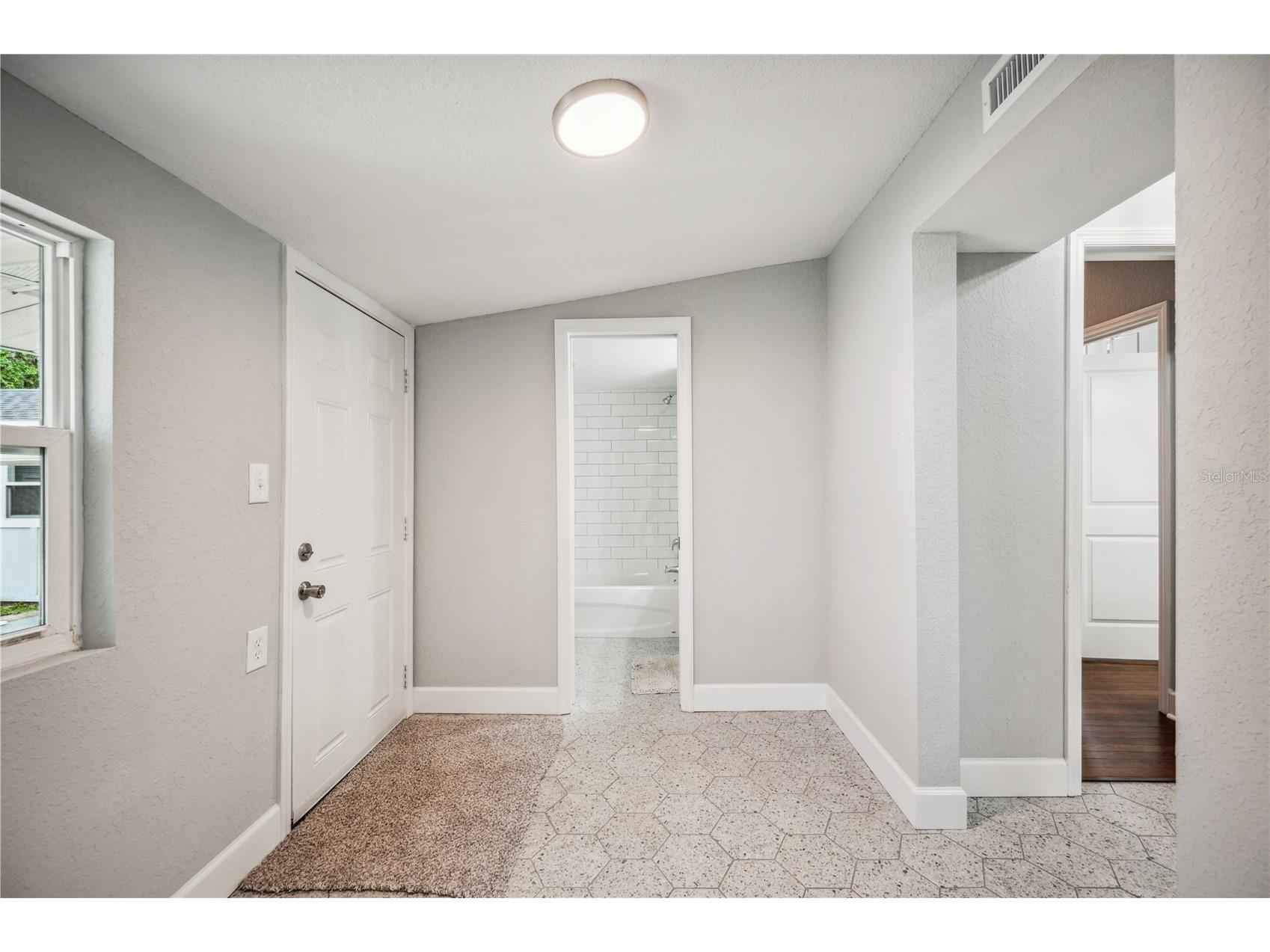 717 Frank Lloyd Wright Way Lakeland FL 33803 L4952765 image16