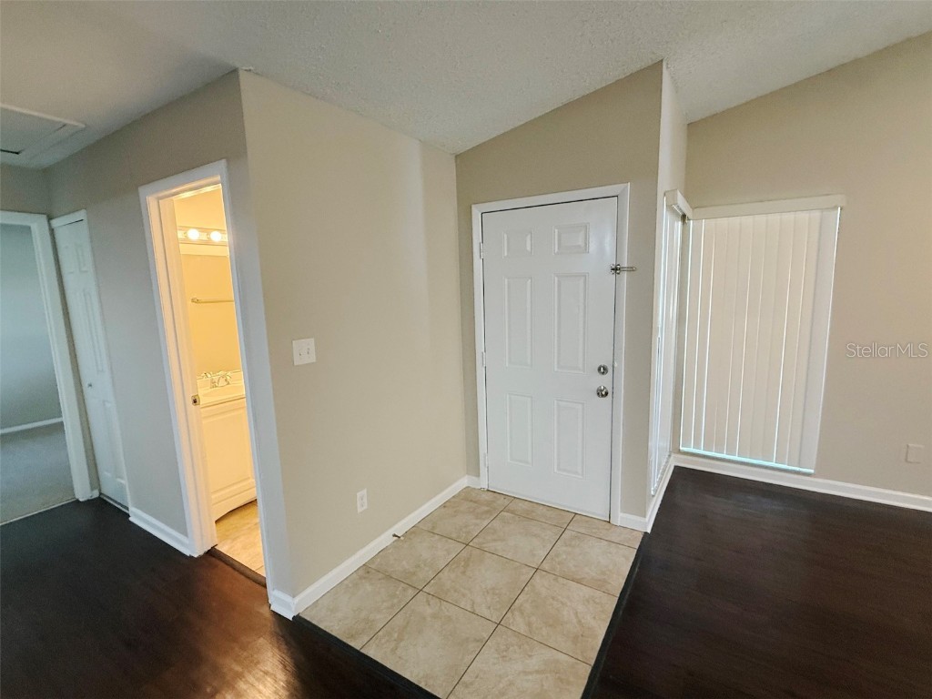 717 Golden Sunshine Circle Orlando FL 32807 O6335861 image4