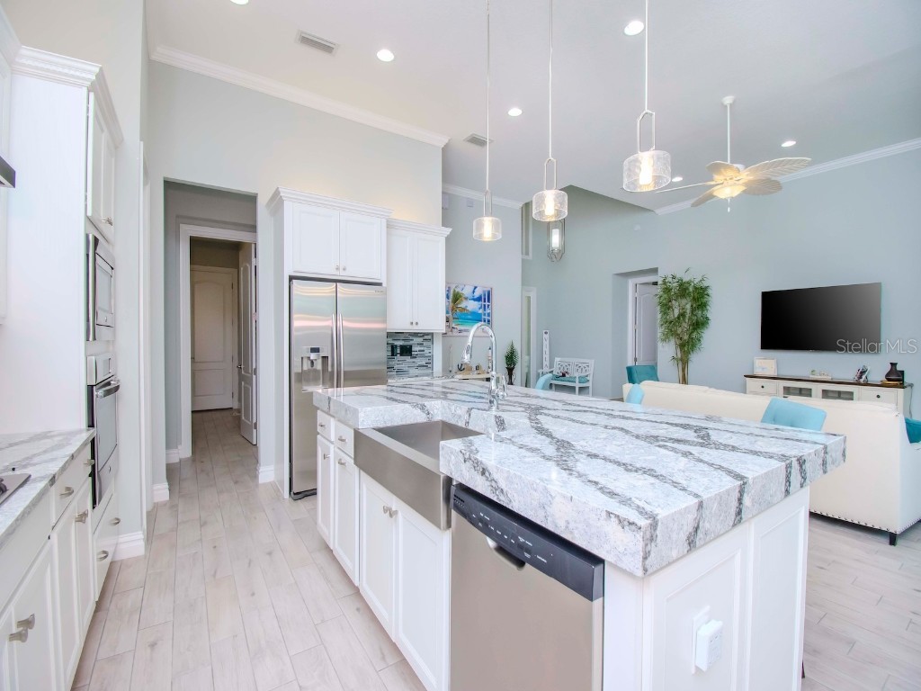 717 Manns Harbor Drive Apollo Beach FL 33572 TB8444369 image13