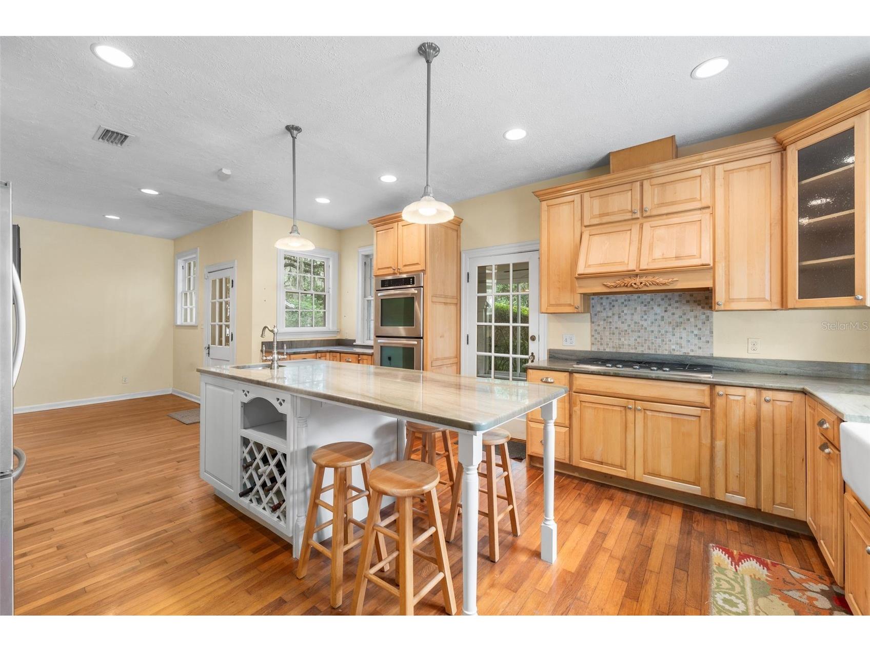717 NE Boulevard Gainesville FL 32601 GC538853 image10