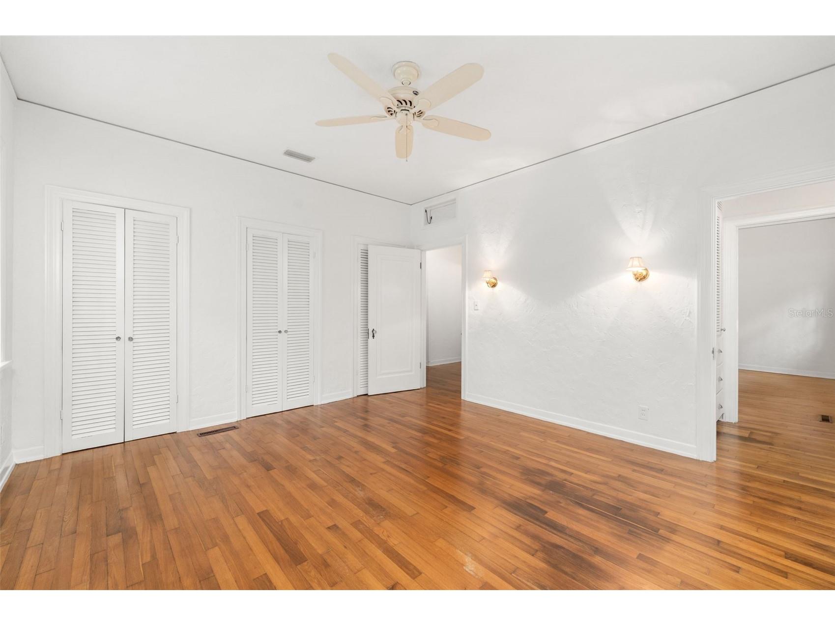 717 NE Boulevard Gainesville FL 32601 GC538853 image14