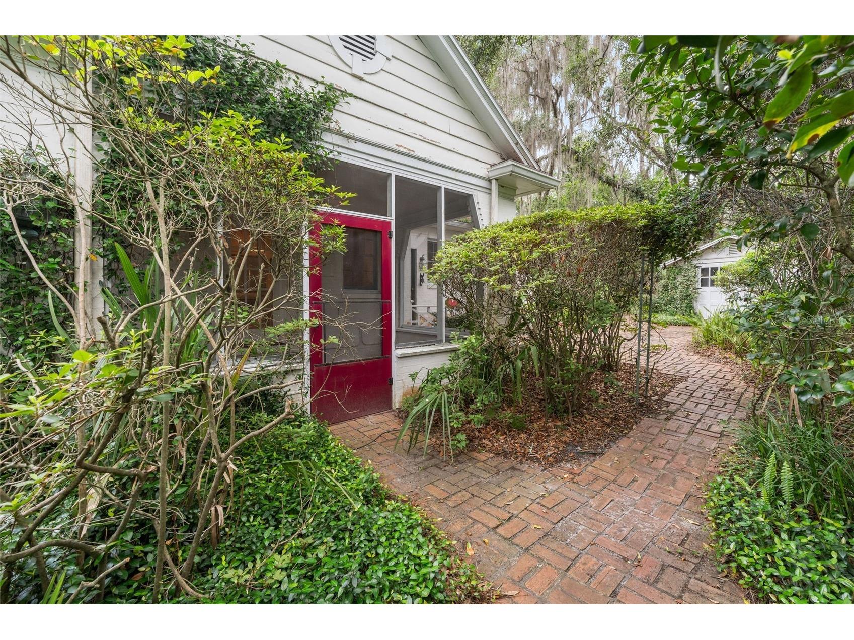 717 NE Boulevard Gainesville FL 32601 GC538853 image25