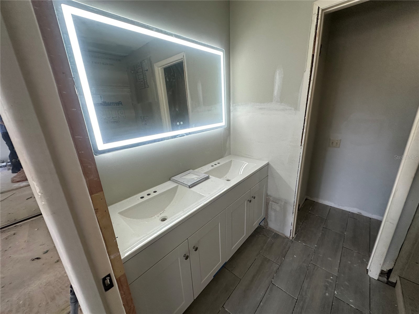 717 Oak Park Place Brandon FL 33511 TB8518501 image4