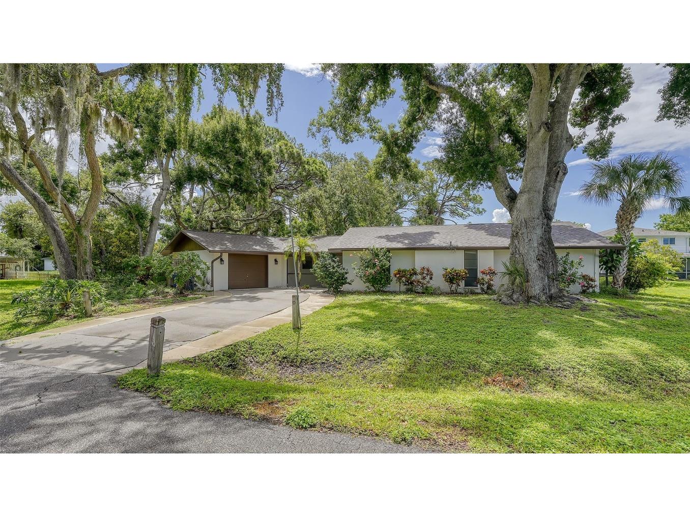 717 Roanoke Road Venice FL 34293 A4614743 image1