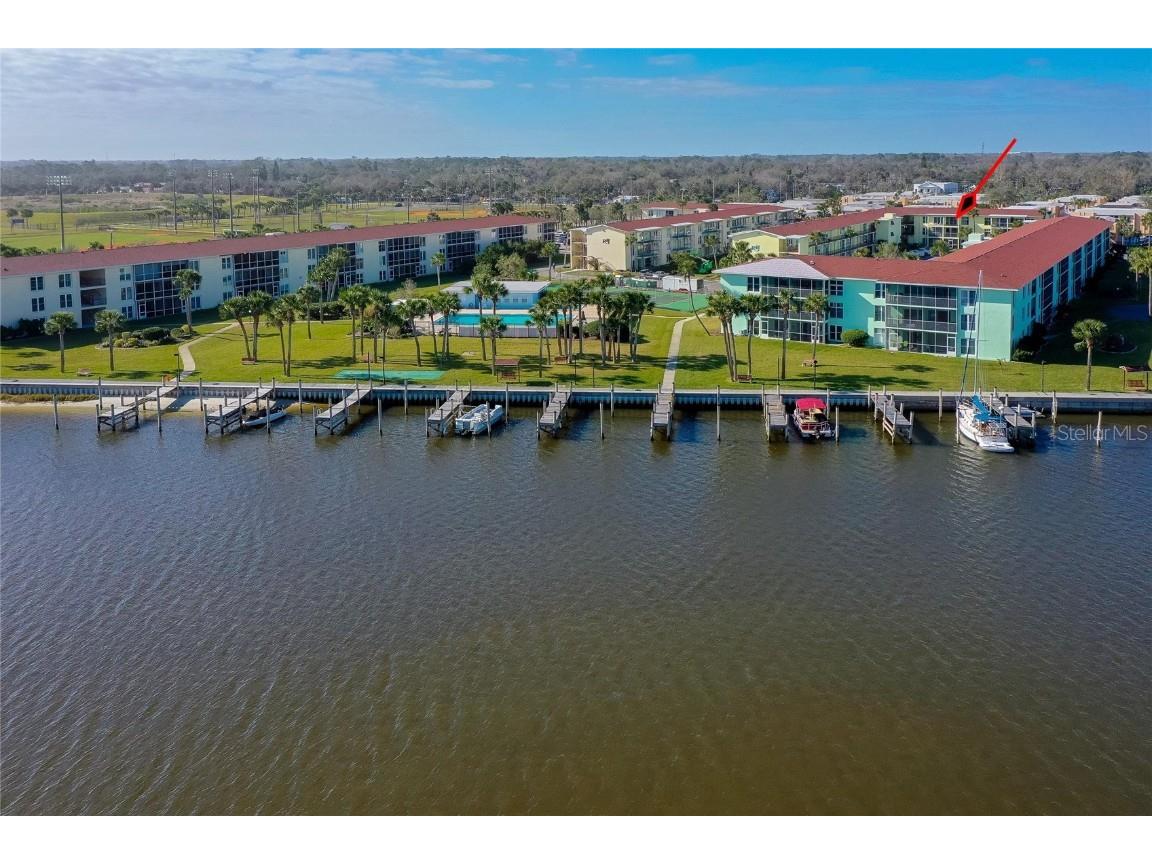 717 S Beach Street #303C Daytona Beach FL 32114 V4931569 image1