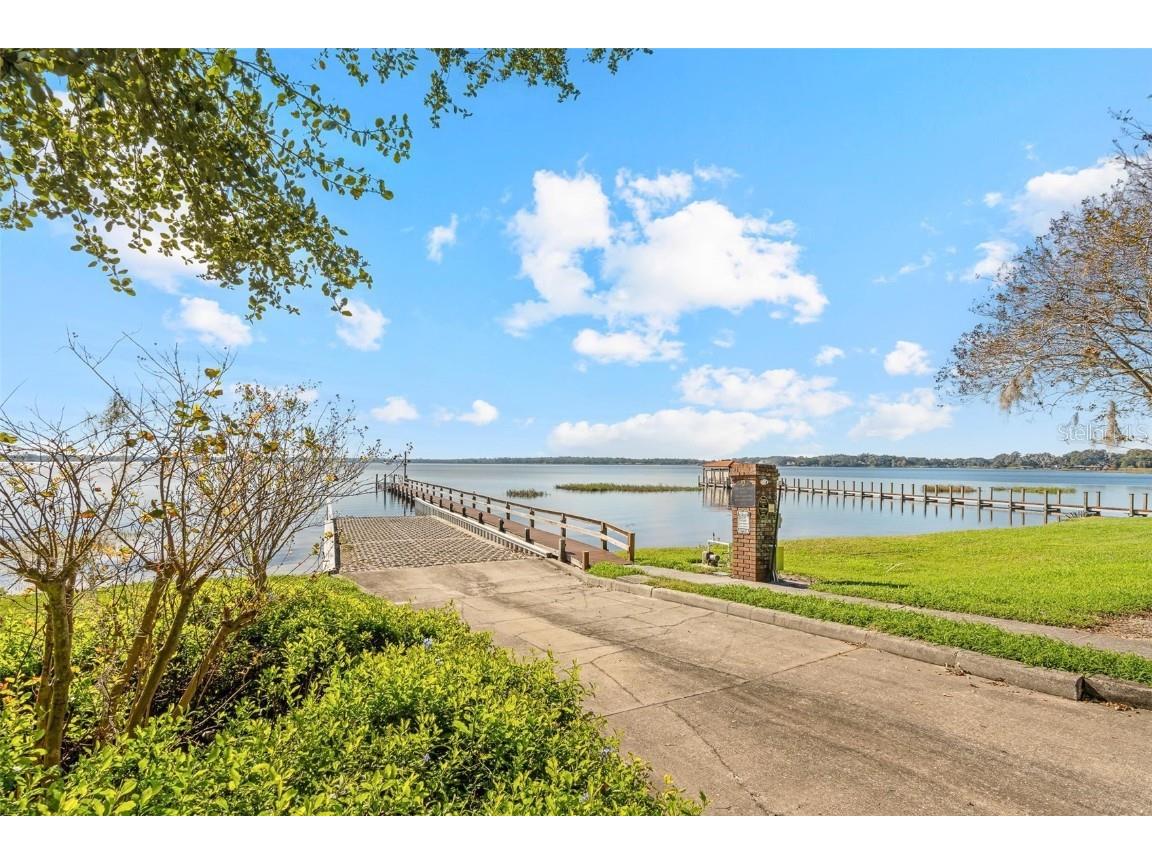 717 Strihal Loop Oakland FL 34787 - JOHNS LAKE O6367476 image2