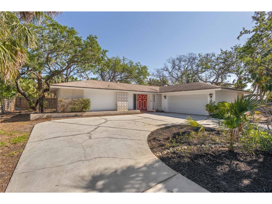 717 Treasure Boat Way Sarasota FL 34242 A4648808 image1