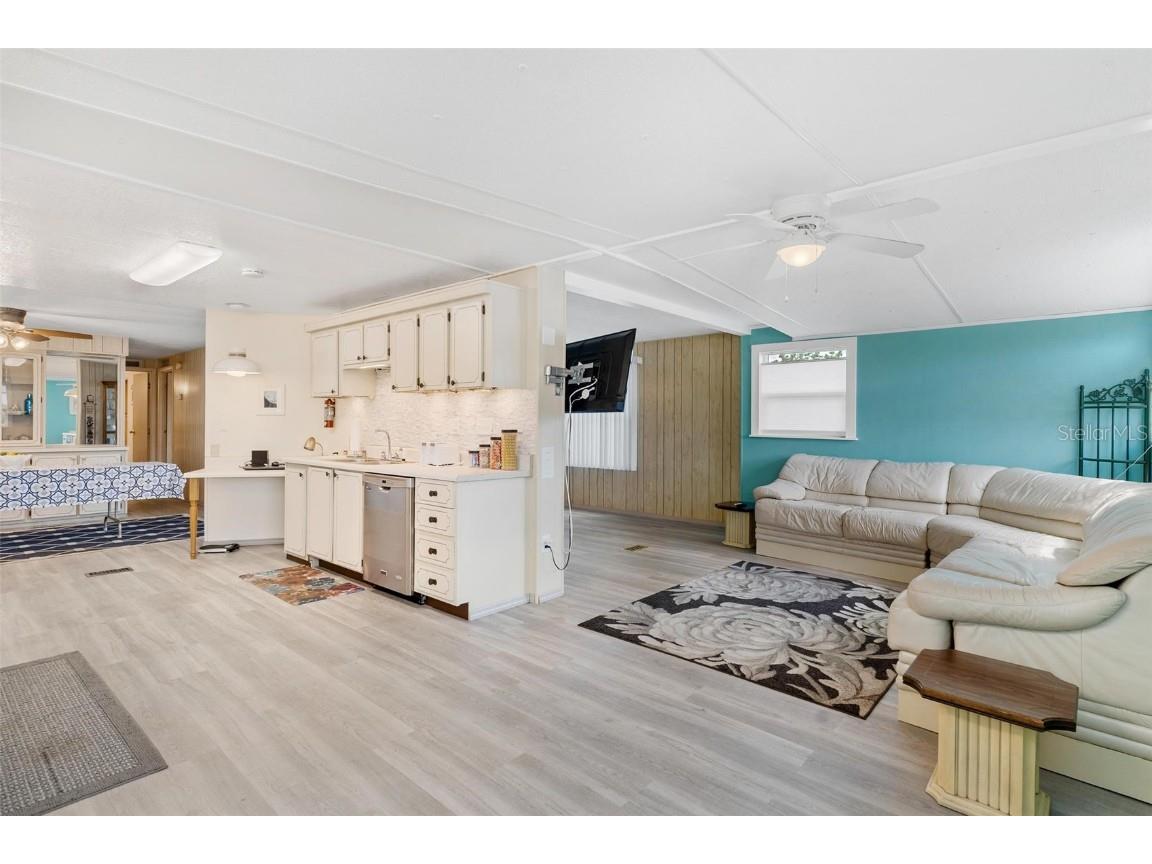 717 W Coach N Four Drive Leesburg FL 34748 G5098805 image8