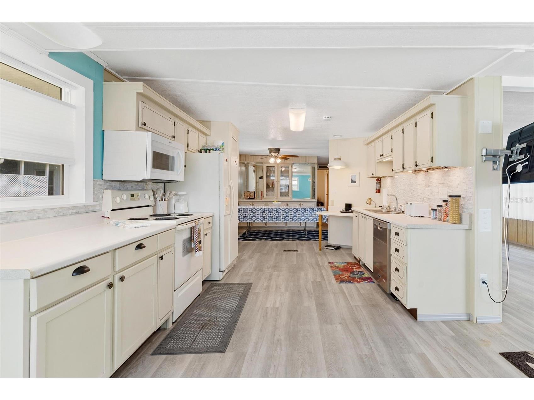 717 W Coach N Four Drive Leesburg FL 34748 G5111988 image8