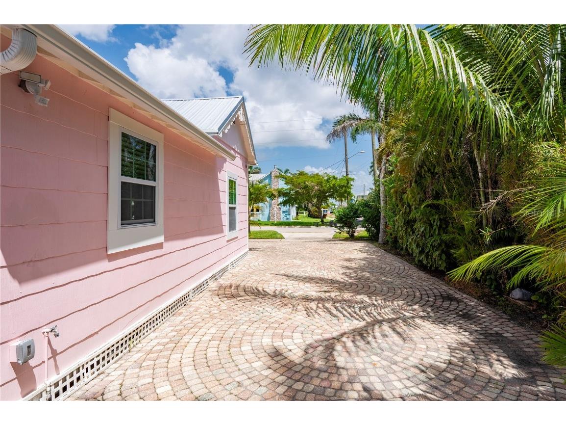 717 W Marion Avenue Punta Gorda FL 33950 C7512893 image35