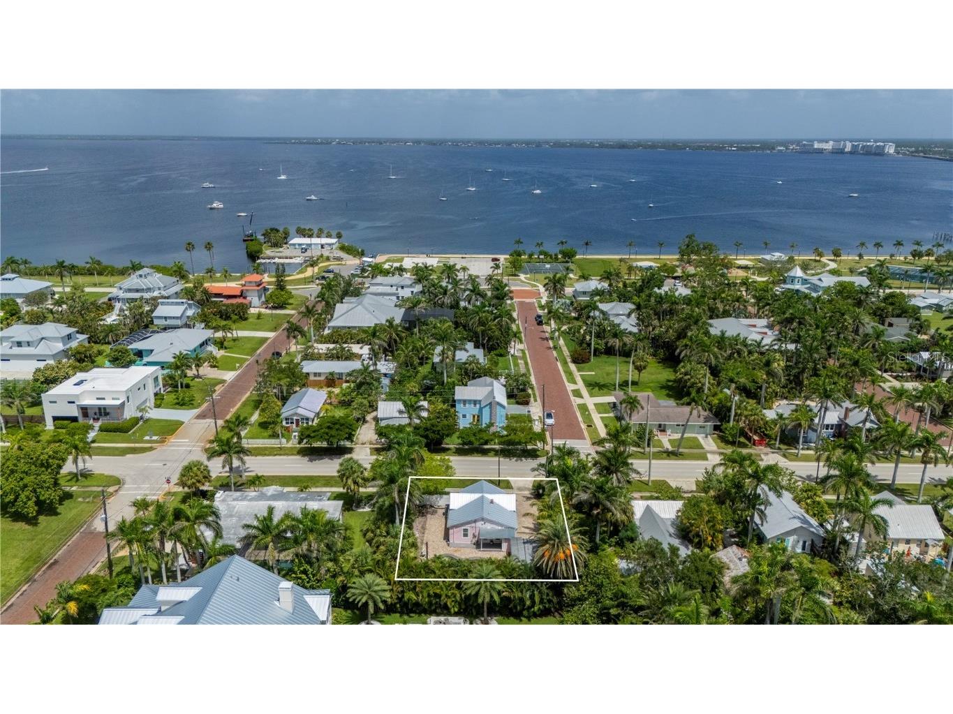 717 W Marion Avenue Punta Gorda FL 33950 C7512893 image57