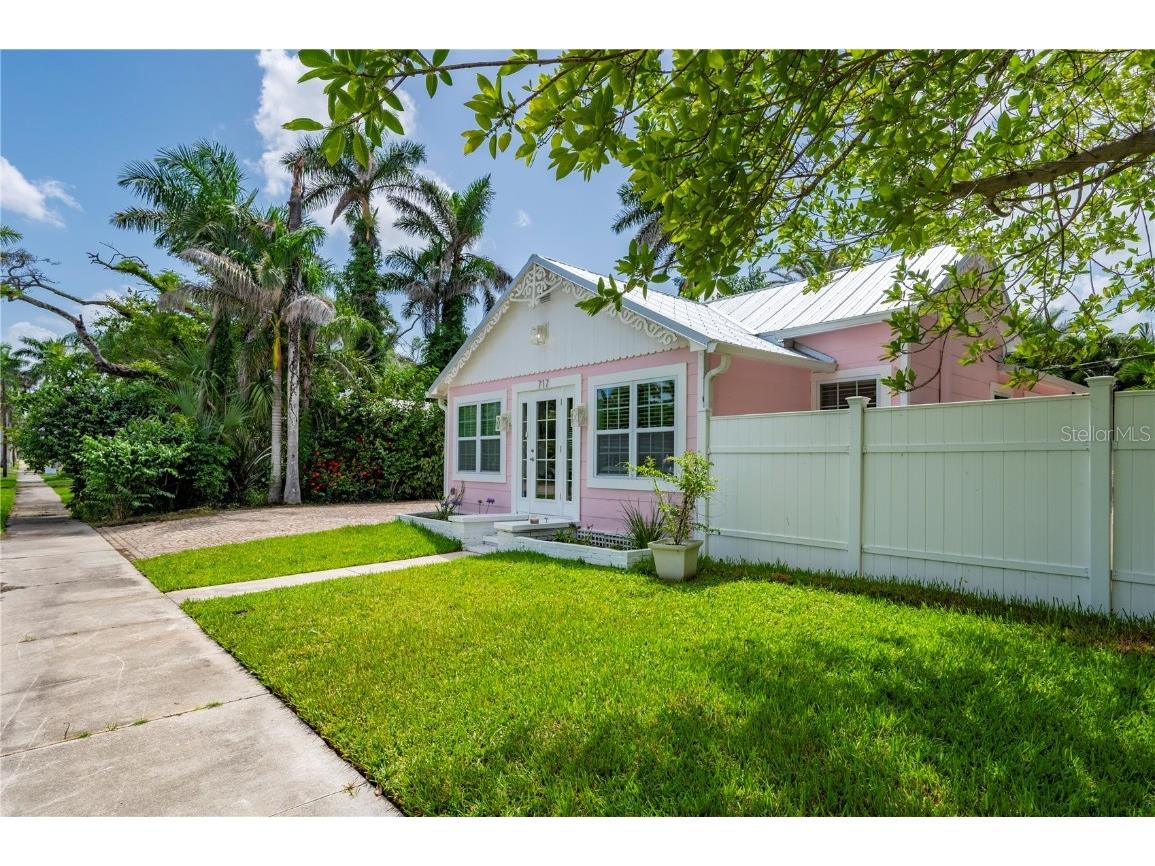 717 W Marion Avenue Punta Gorda FL 33950 C7512893 image8