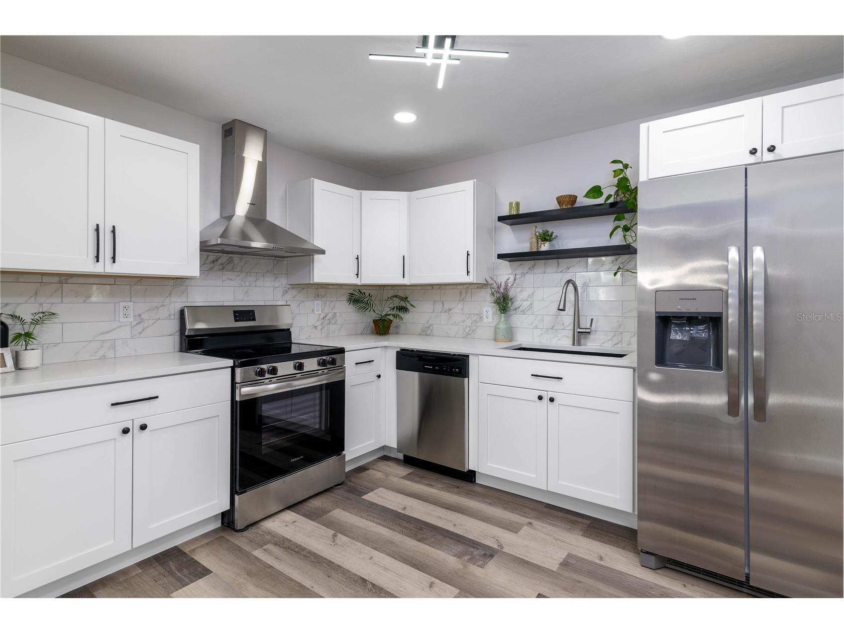 717 W Winifred Street Avon Park FL 33825 A4688364 image10