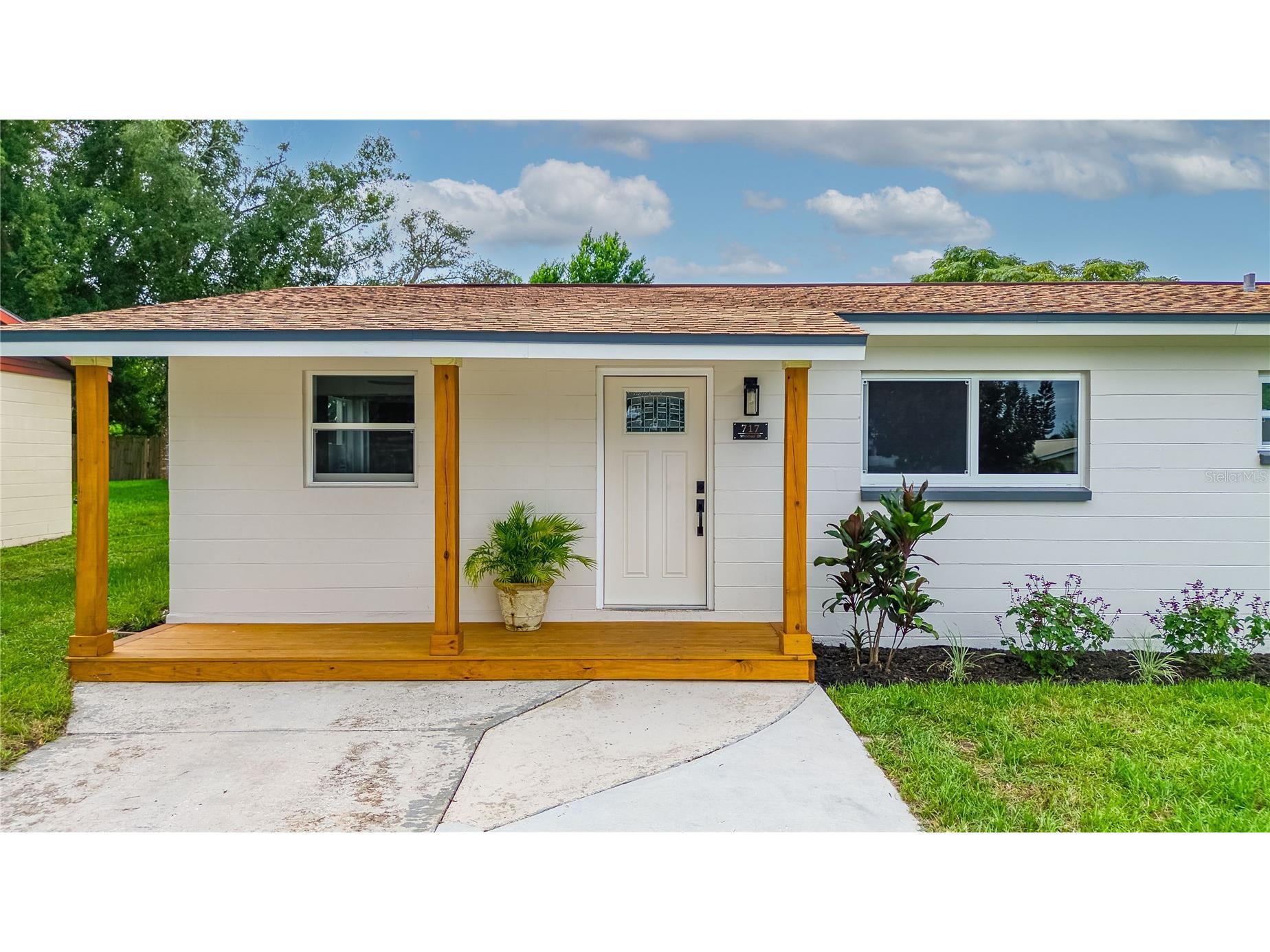 717 W Winifred Street Avon Park FL 33825 A4688364 image2