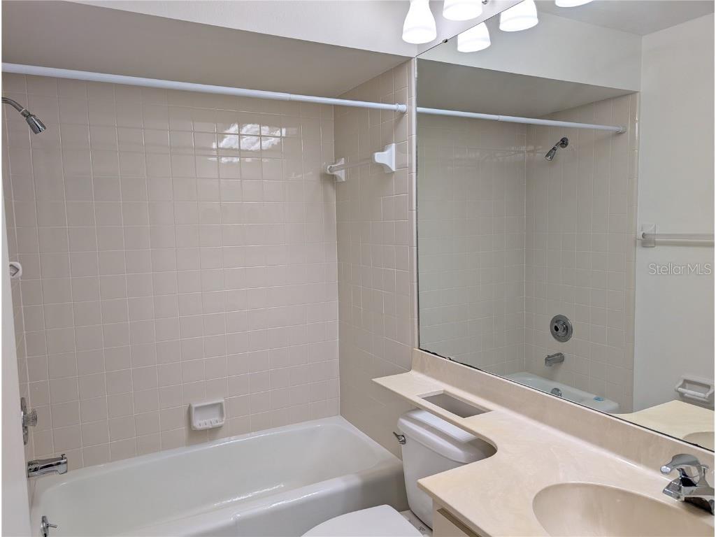 7171 Wood Creek Drive #5 Sarasota FL 34231 A4673968 image8