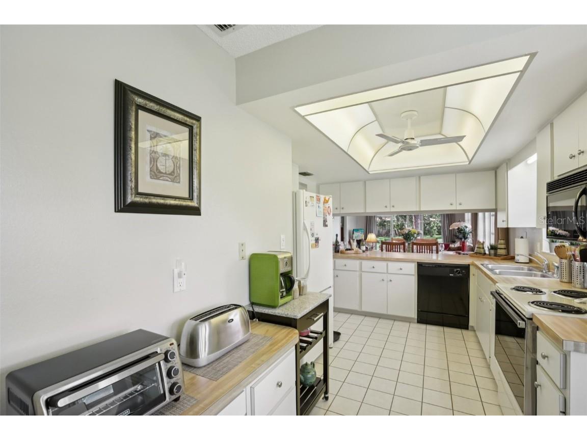 7172 Grey Squirrel Boulevard #81 Sarasota FL 34231 A4655538 image9