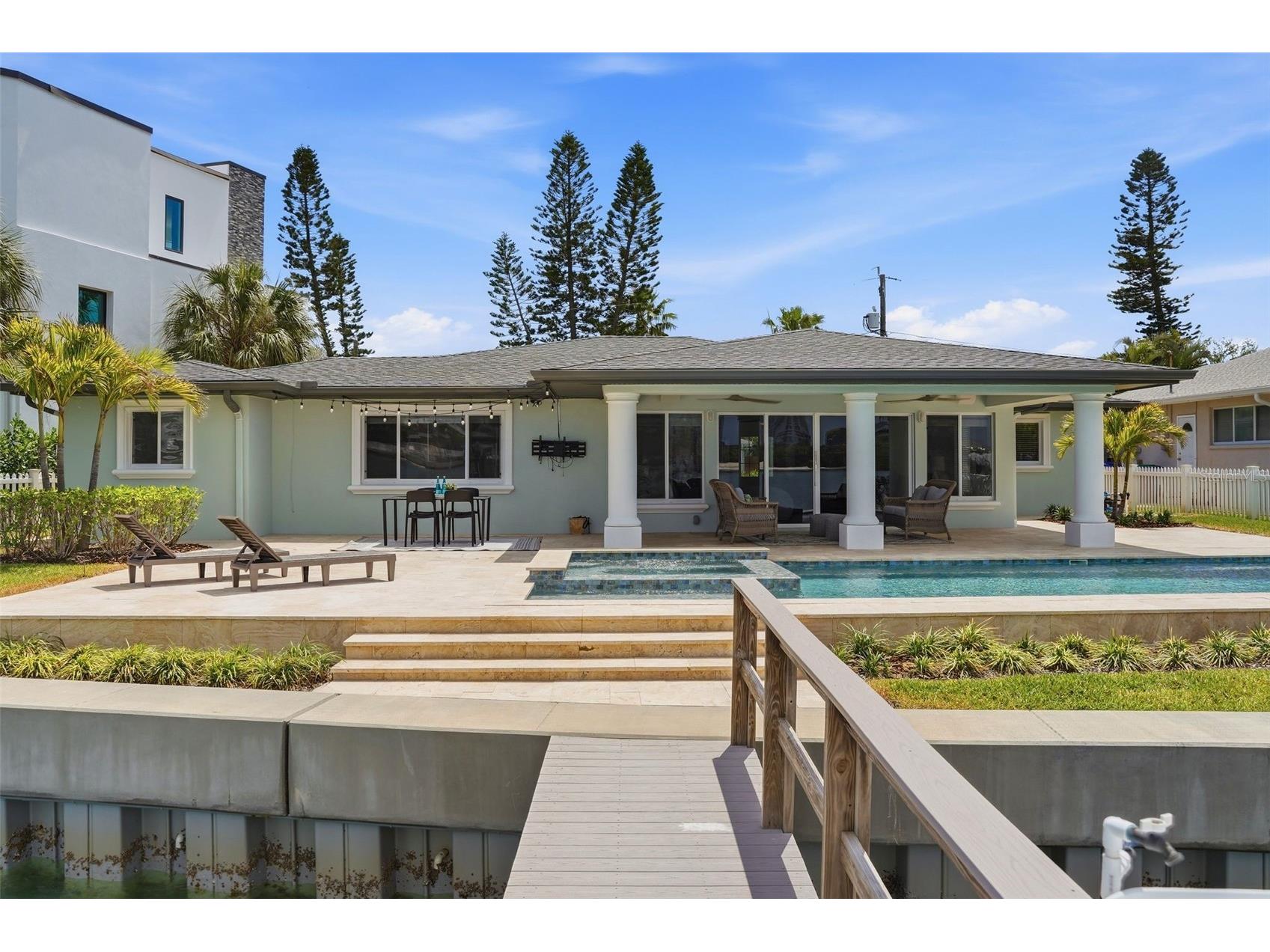 7172 S Shore Drive S Saint Petersburg FL 33707 TB8496015 image24