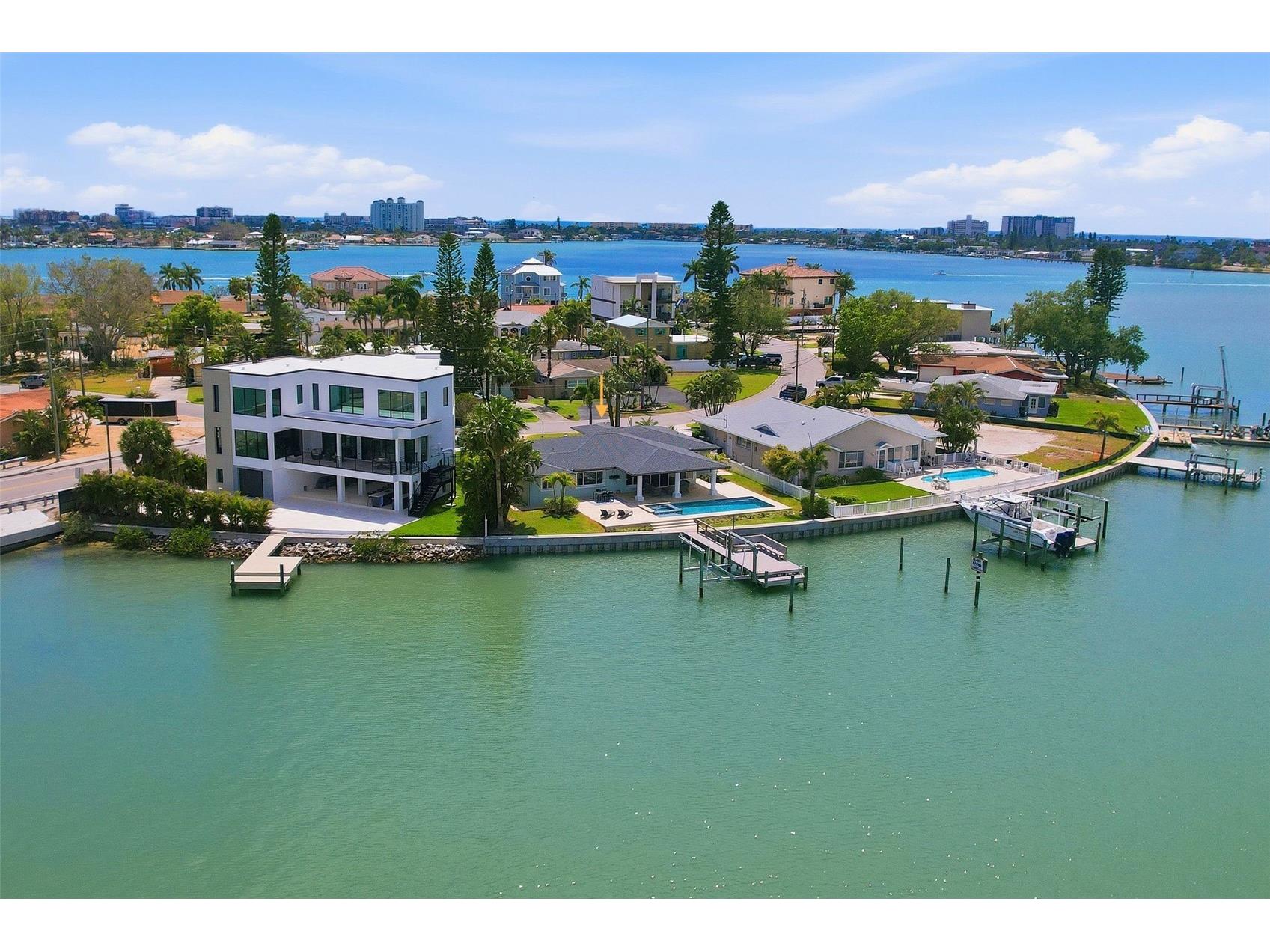 7172 S Shore Drive S Saint Petersburg FL 33707 TB8496015 image39