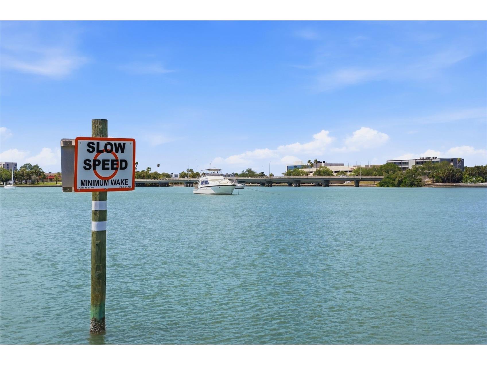 7172 S Shore Drive S Saint Petersburg FL 33707 TB8496015 image43