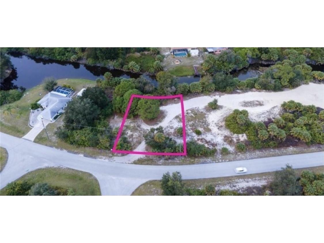 7173 Sea Mist Drive Port Charlotte FL 33981 - SEA MIST WATERWAY C7470980 image1