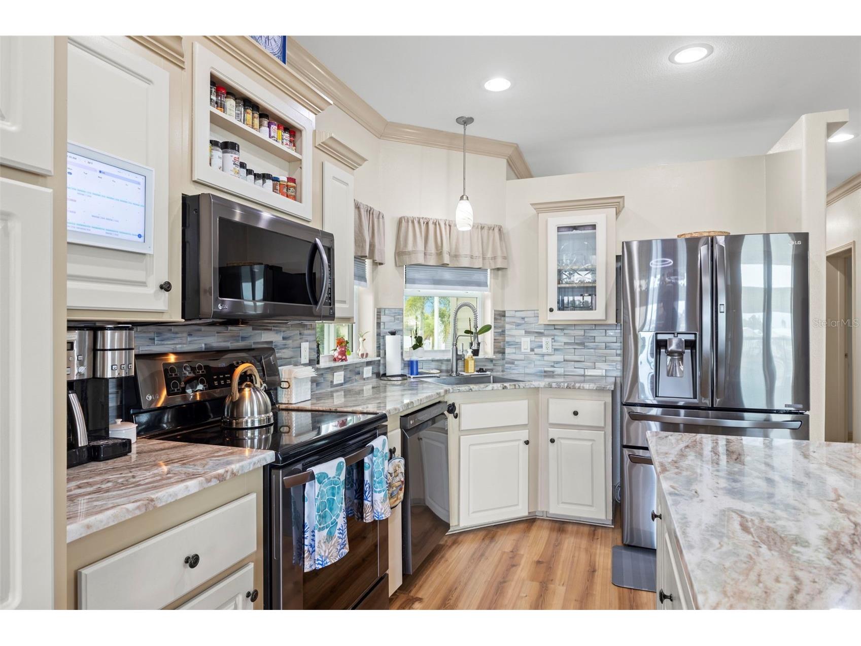 7174 Mount Arlington Drive NE #419 Saint Petersburg FL 33702 - TAMPA BAY TB8514990 image8