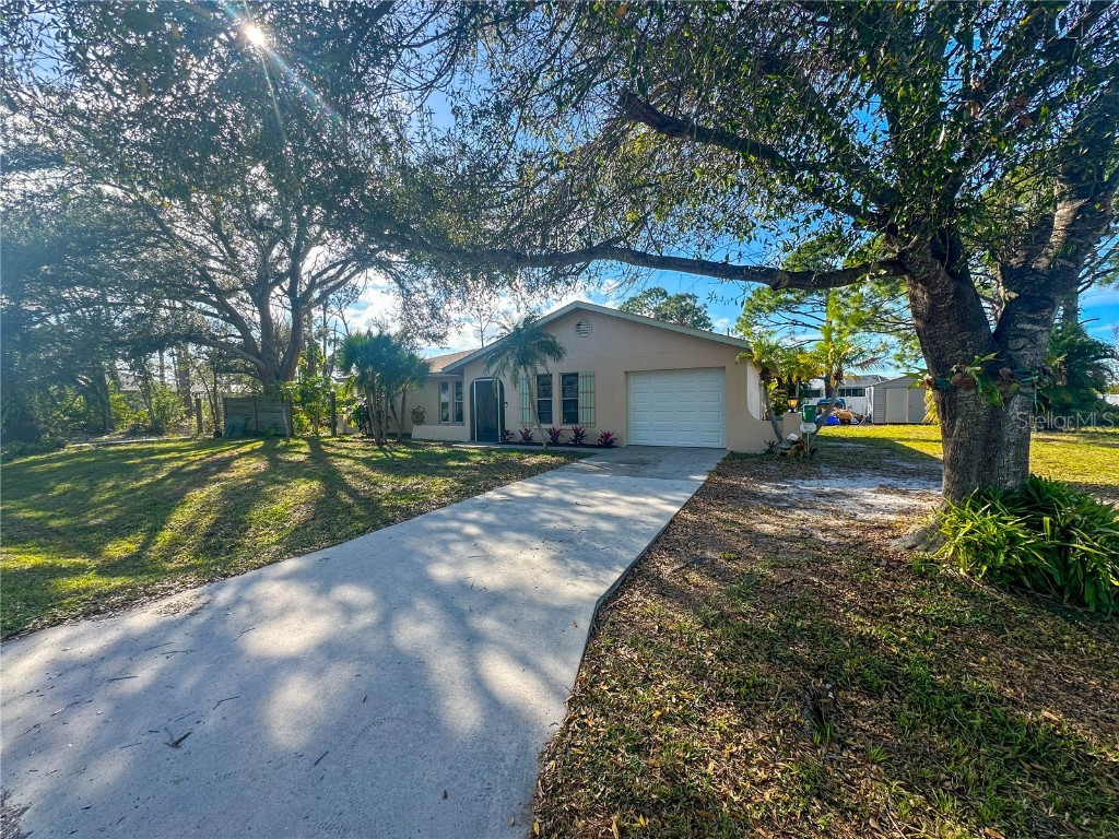 7175 Holsum Street Englewood FL 34224 D6134155 image1