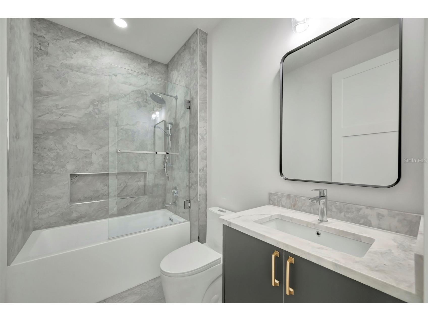 7176 S Shore Drive S Saint Petersburg FL 33707 TB8492040 image33