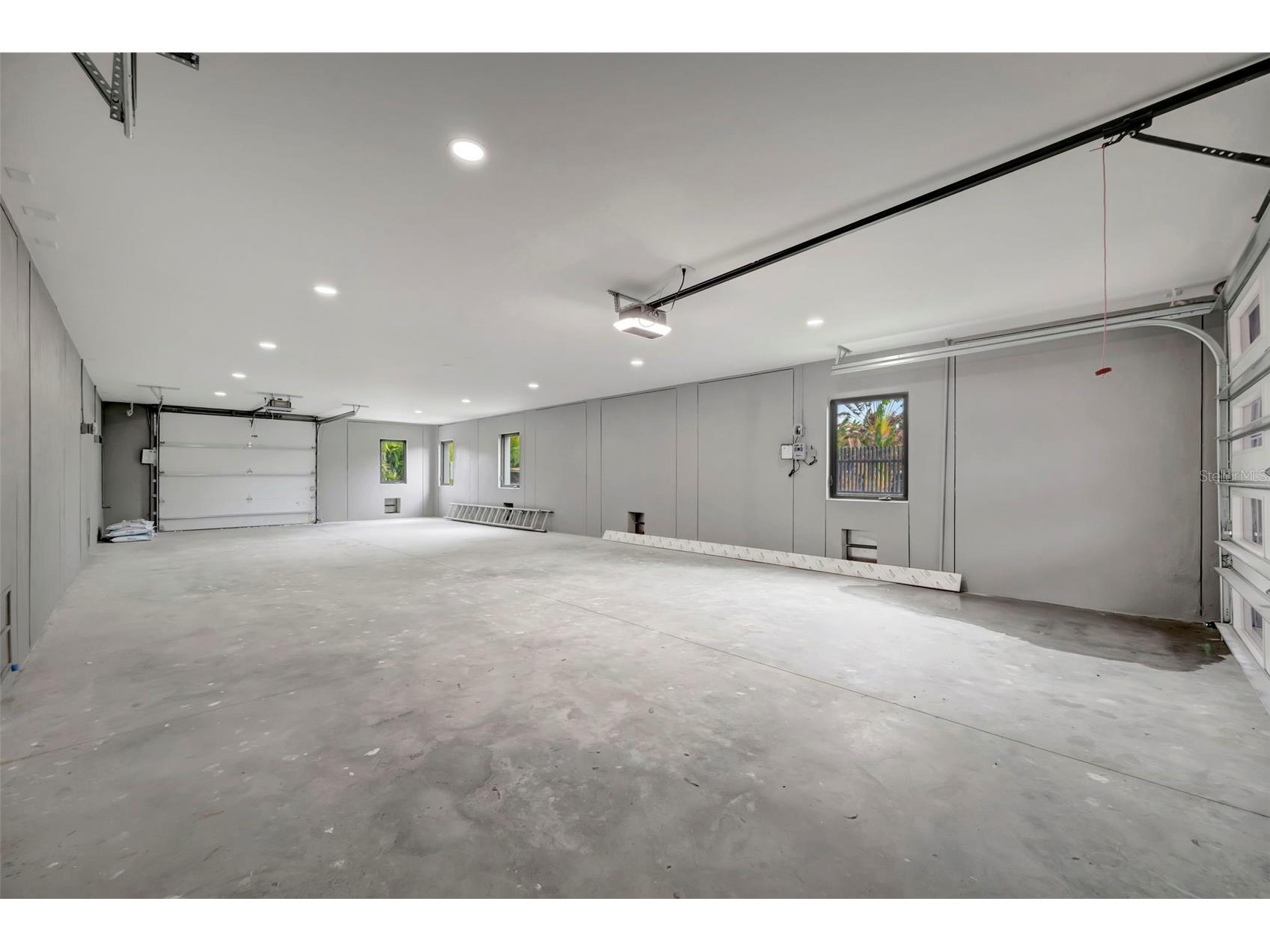 7176 S Shore Drive S Saint Petersburg FL 33707 TB8492040 image71