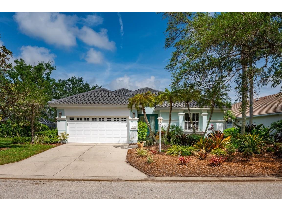 7176 Victoria Circle University Park FL 34201 A4602531 image1