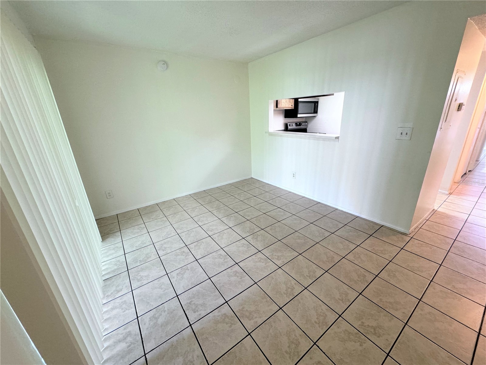 7177 E Bank Drive #102 Tampa FL 33617 O6409487 image3