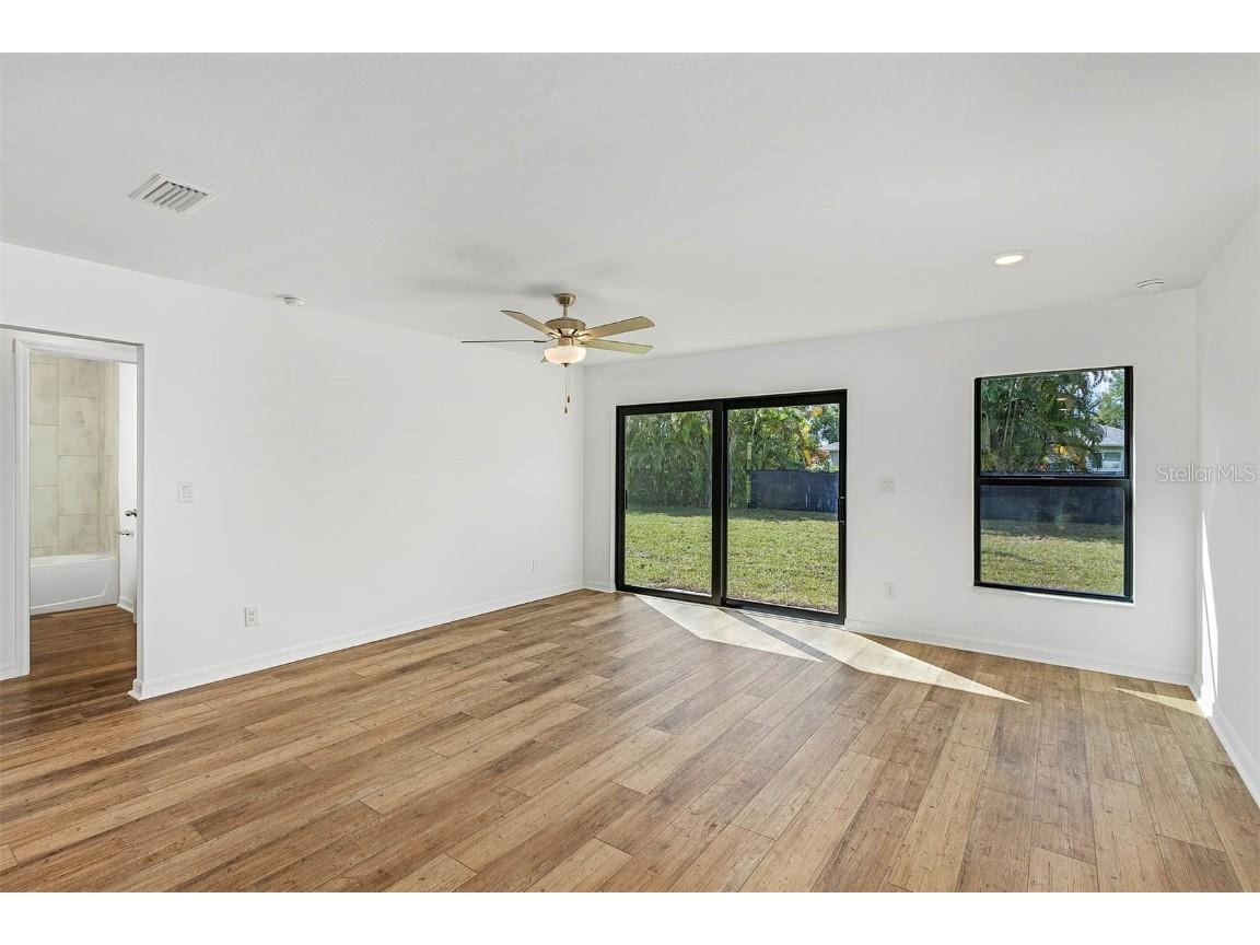 7177 Tropicaire Boulevard North Port FL 34291 T3516117 image4