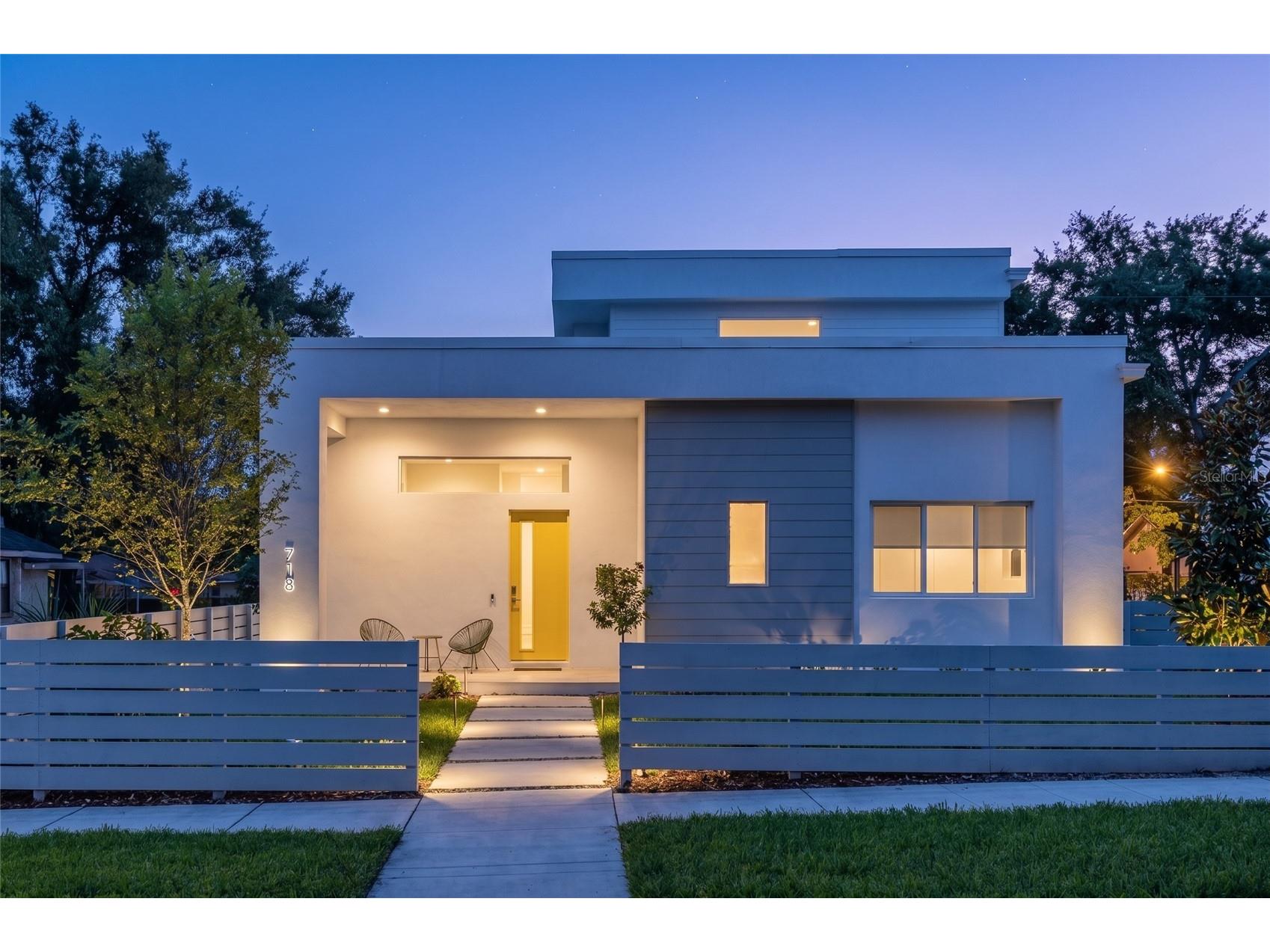 718 14th Avenue S Saint Petersburg FL 33701 TB8527101 image1
