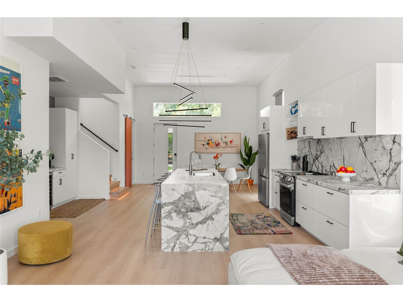 718 14th Avenue S Saint Petersburg FL 33701 TB8527101 image9