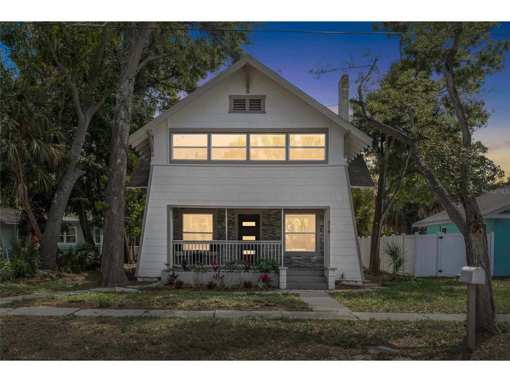 718 34th Avenue S Saint Petersburg FL 33705 TB8488243 image1