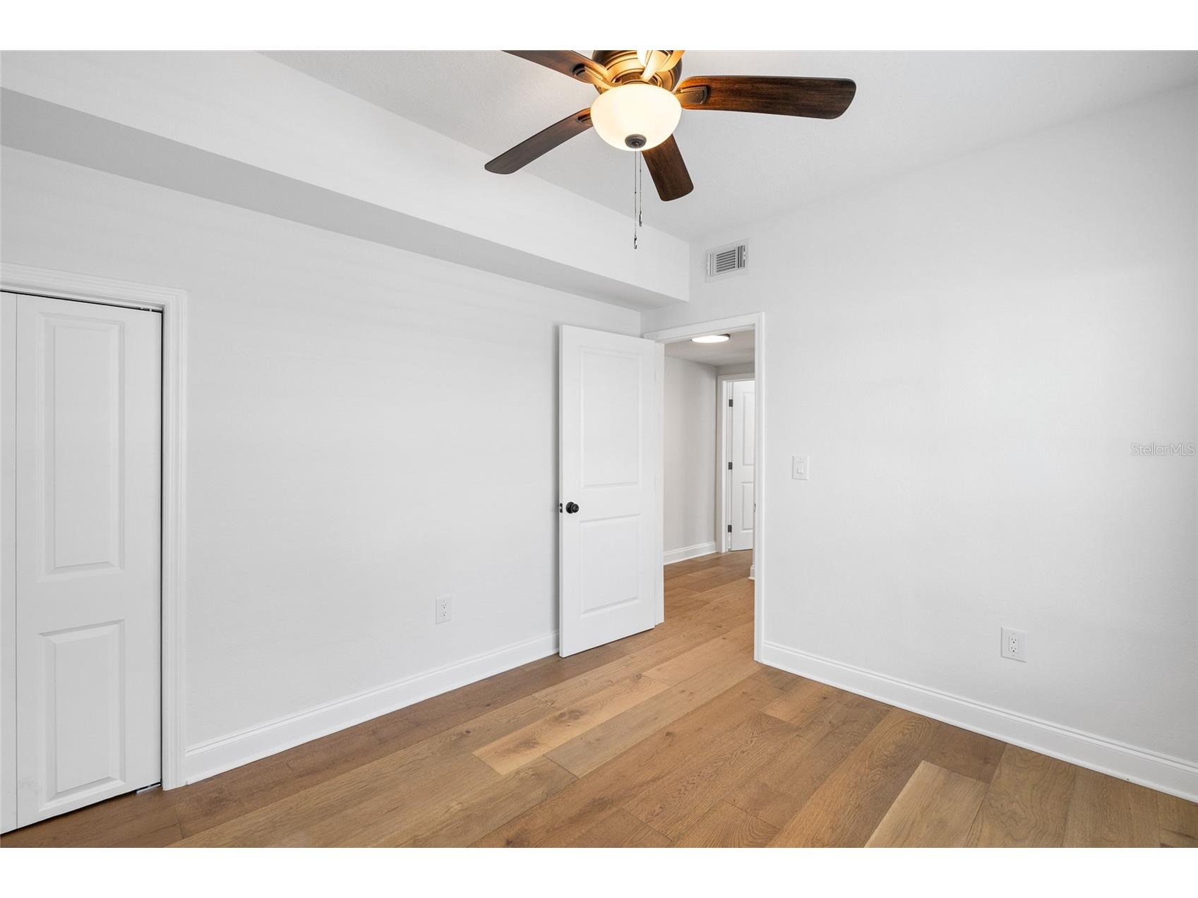 718 34th Avenue S Saint Petersburg FL 33705 TB8488243 image22