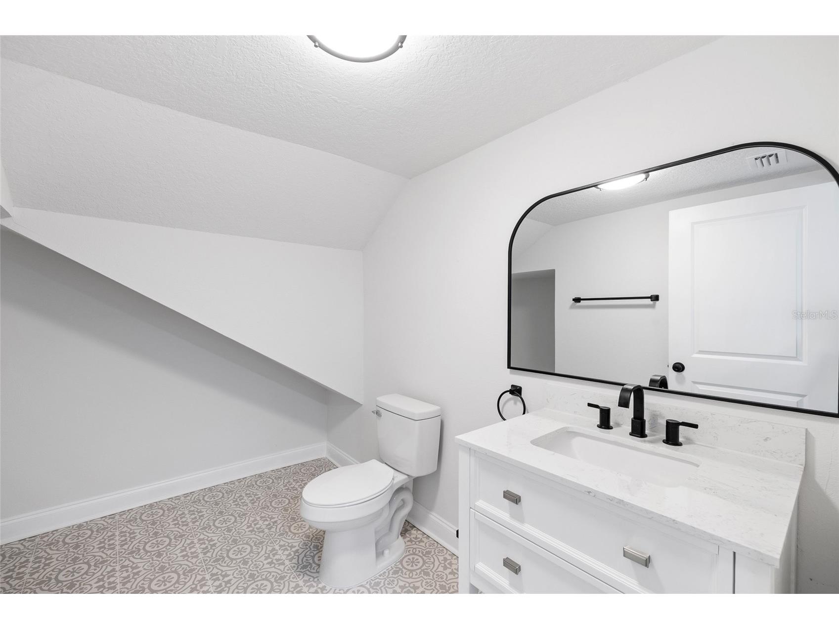 718 34th Avenue S Saint Petersburg FL 33705 TB8488243 image39
