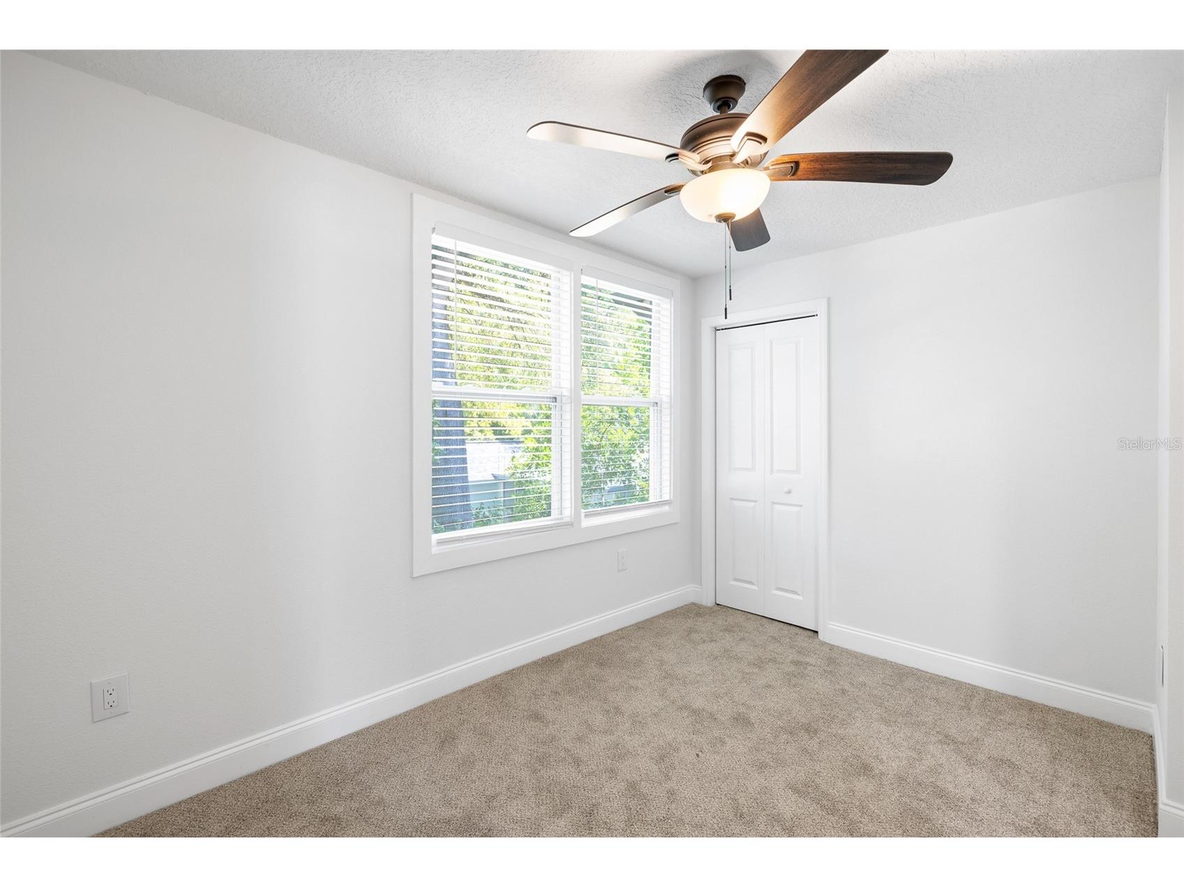 718 34th Avenue S Saint Petersburg FL 33705 TB8488243 image42