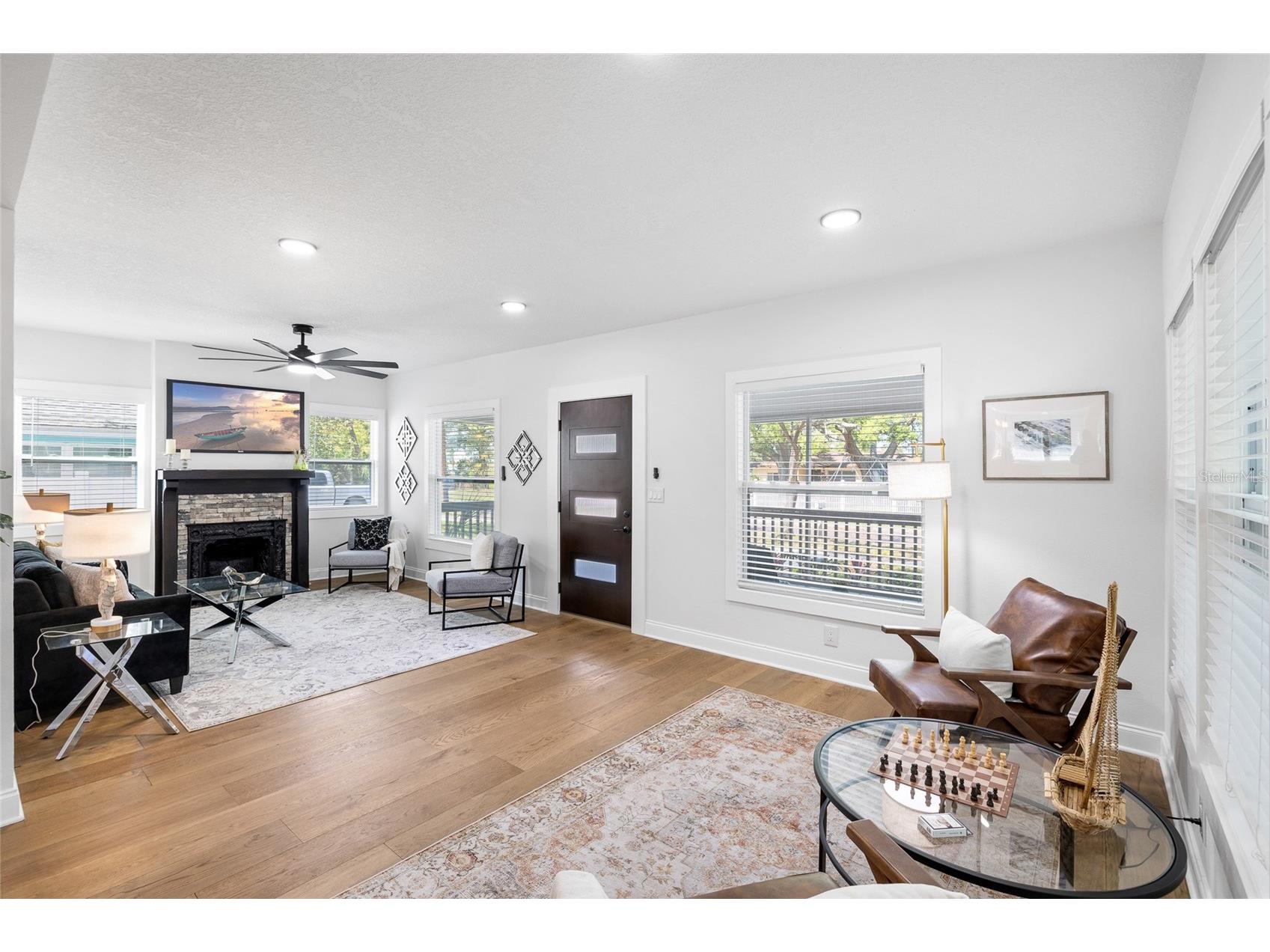 718 34th Avenue S Saint Petersburg FL 33705 TB8488243 image9
