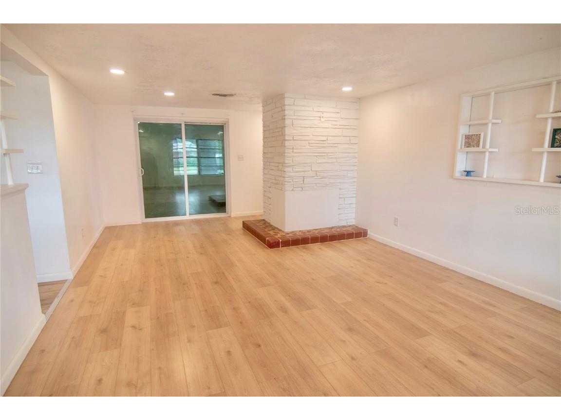 718 Bay Street Sebring FL 33870 L4955708 image8