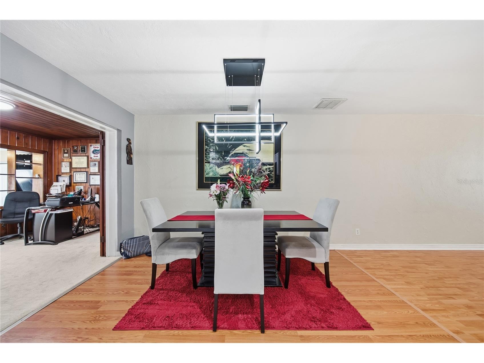 718 Bay Vista Boulevard S Saint Petersburg FL 33705 TB8478722 image13