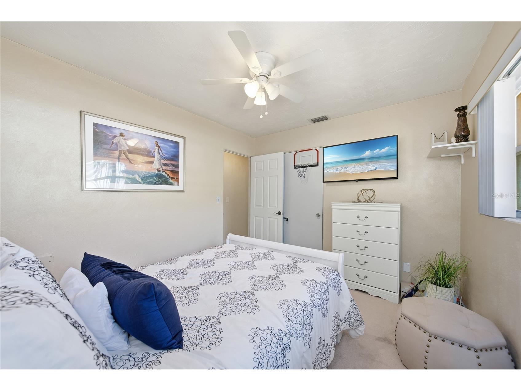 718 Bay Vista Boulevard S Saint Petersburg FL 33705 TB8478722 image18