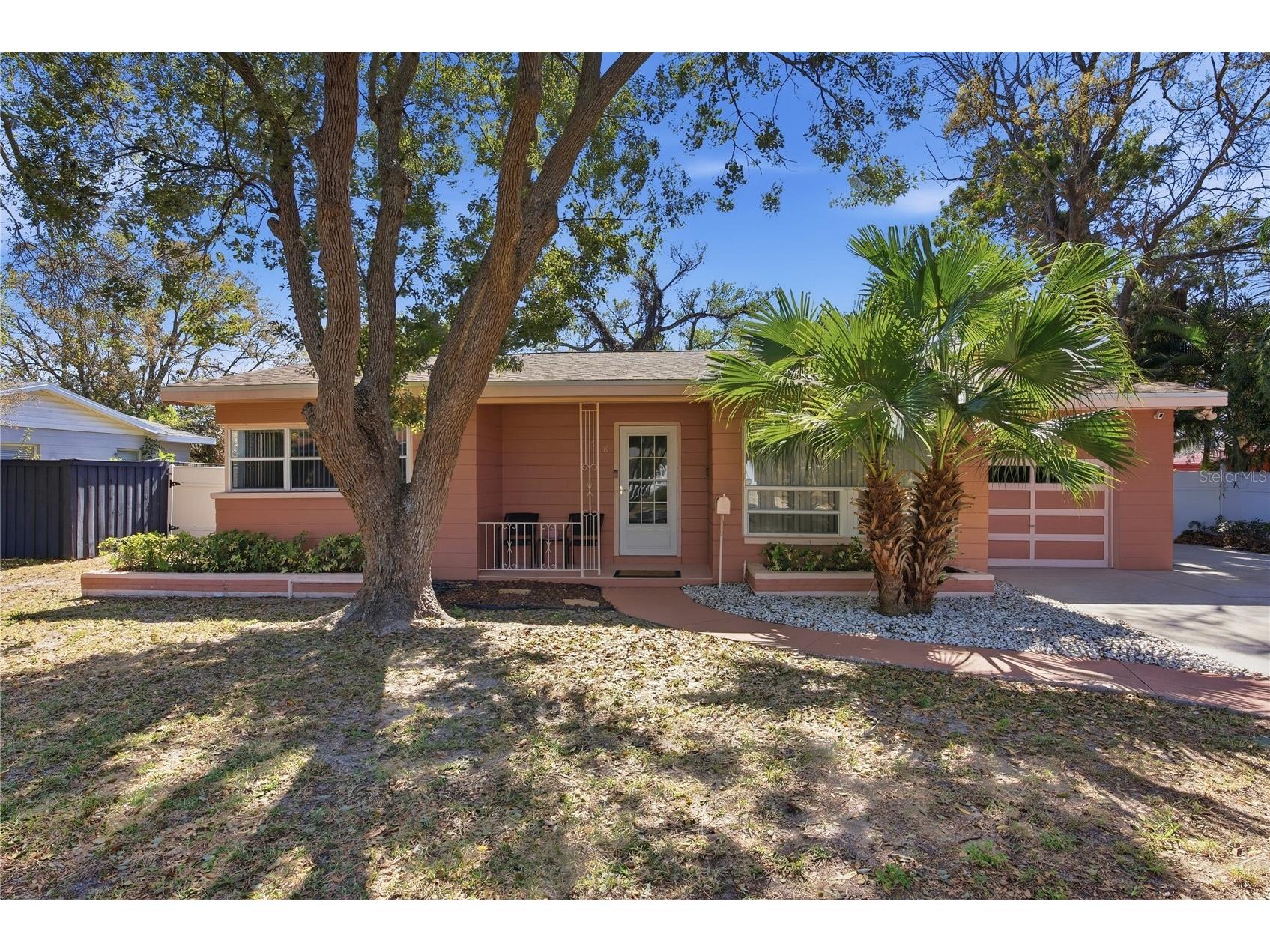 718 Bay Vista Boulevard S Saint Petersburg FL 33705 TB8478722 image2