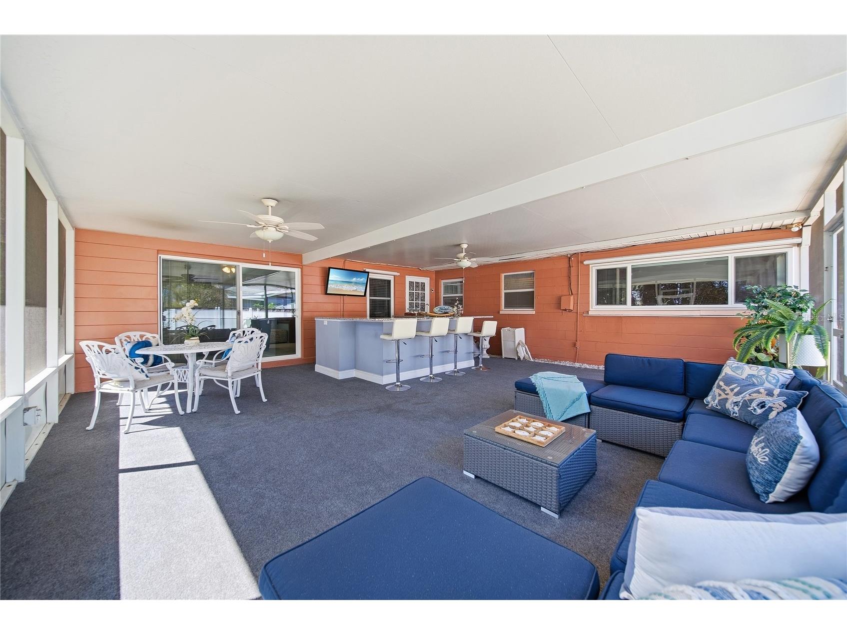 718 Bay Vista Boulevard S Saint Petersburg FL 33705 TB8478722 image24